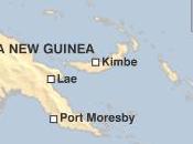 Affonda traghetto largo della Nuova Guinea: saltai 300)