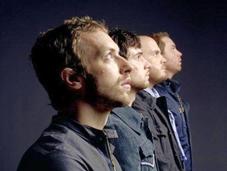Coldplay infiammano Parigi