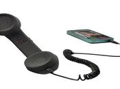 S.Valentino, pazzo regalo: cornetta retrò iPhone