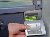 Prelevava bancomat datore lavoro Arrestata impiegata