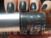 Essence: Multi Dimension XXXL shine nail polish Must-have)