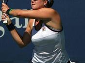 tennista russa Alisa Kelybanova torna giocare: completamente guarita dalla leucemia curata nell’ospedale Perugia