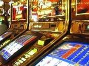 Botte rapina davanti videopoker