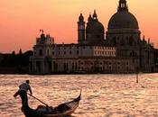 Venezia, bella, inclina sprofonda