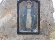 Collocata statuetta della Madonnina “della medaglina miracolosa” presso campo gruppo protezione civile città Gubbio,
